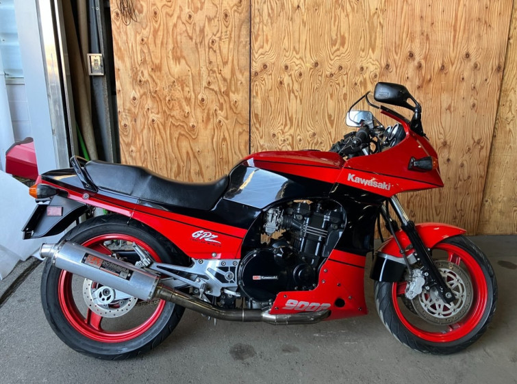 Мотоцикл Kawasaki GPZ900R з пробігом 44863 km