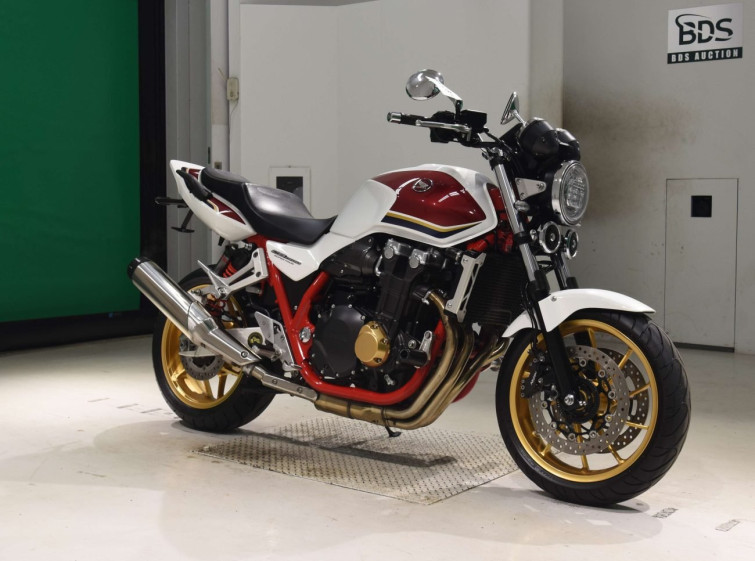 Мотоцикл Honda CB1300SF з пробігом 17902 km з пробігом 17902 km