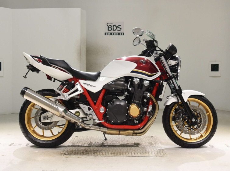 Мотоцикл Honda CB1300SF з пробігом 17902 km з пробігом 17902 km