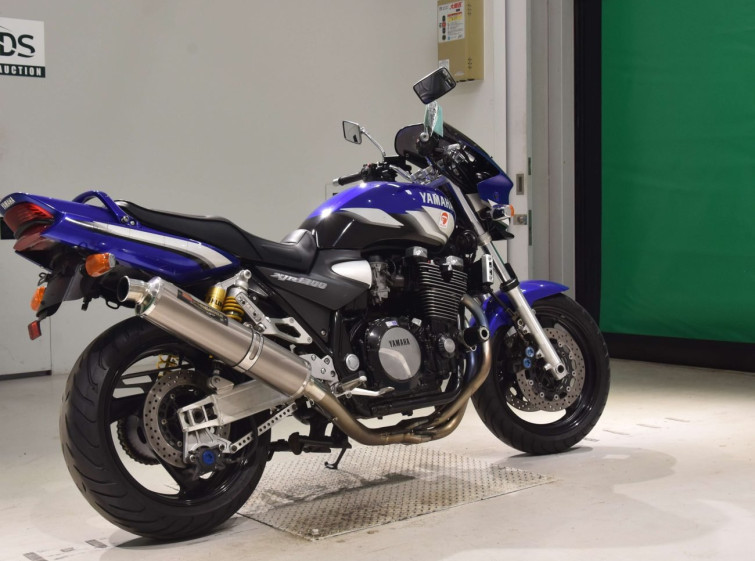 Мотоцикл Yamaha XJR1300 з пробігом 28959 km з пробігом 28959 km