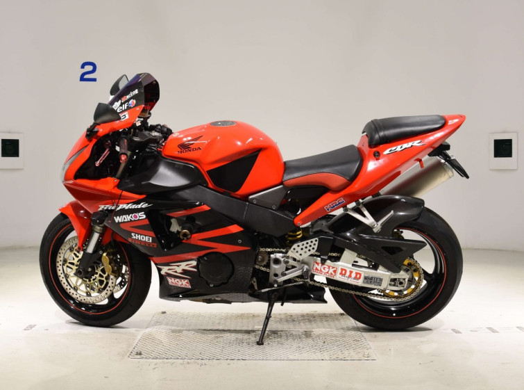 Мотоцикл Honda CBR954RR з пробігом 27769 m з пробігом 27769 m