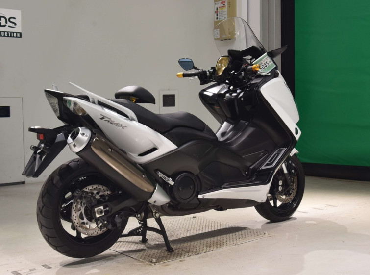 Мотоцикл Yamaha T-MAX530 с пробегом 13955 km с пробегом 13955 km