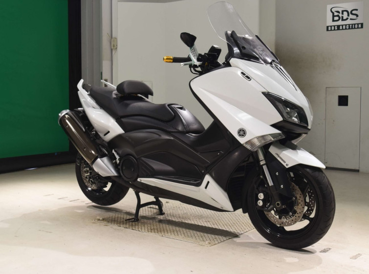 Мотоцикл Yamaha T-MAX530 с пробегом 13955 km с пробегом 13955 km