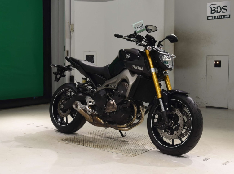 Мотоцикл Yamaha MT-09 с пробегом 3082 km с пробегом 3082 km