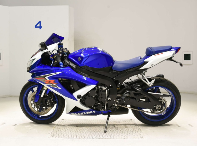 Мотоцикл Suzuki GSX-R600 с пробегом 57795 km с пробегом 57795 km