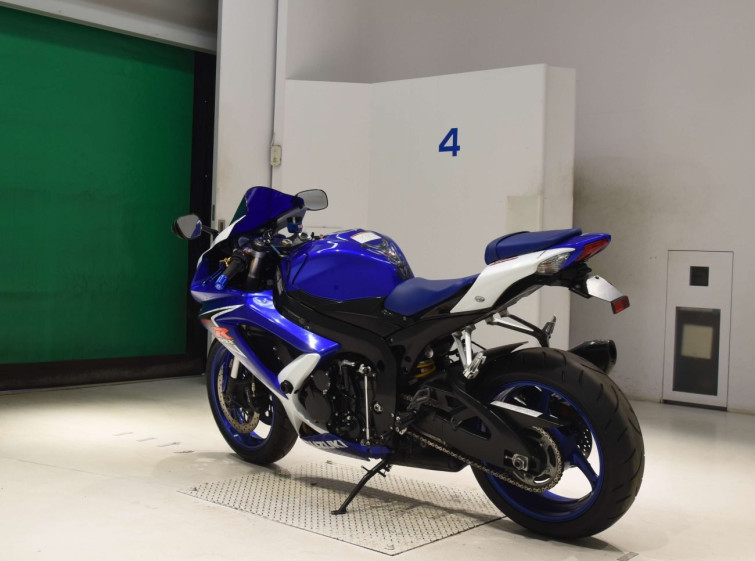 Мотоцикл Suzuki GSX-R600 с пробегом 57795 km с пробегом 57795 km
