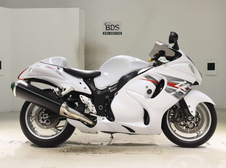 Мотоцикл Suzuki GSX1300R HAYABUSA с пробегом 9748 m с пробегом 9748 m