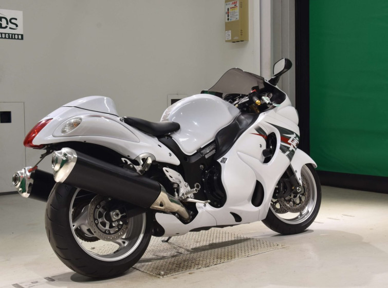 Мотоцикл Suzuki GSX1300R HAYABUSA с пробегом 9748 m с пробегом 9748 m