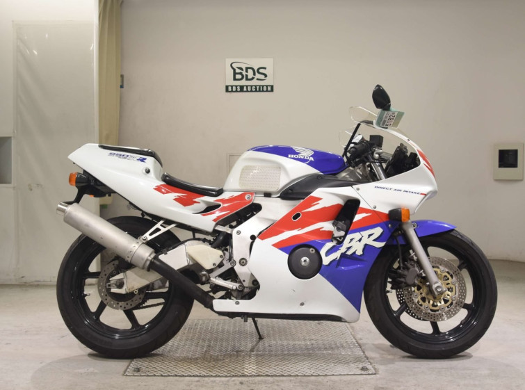 Мотоцикл Honda CBR250RR з пробігом 14233 km