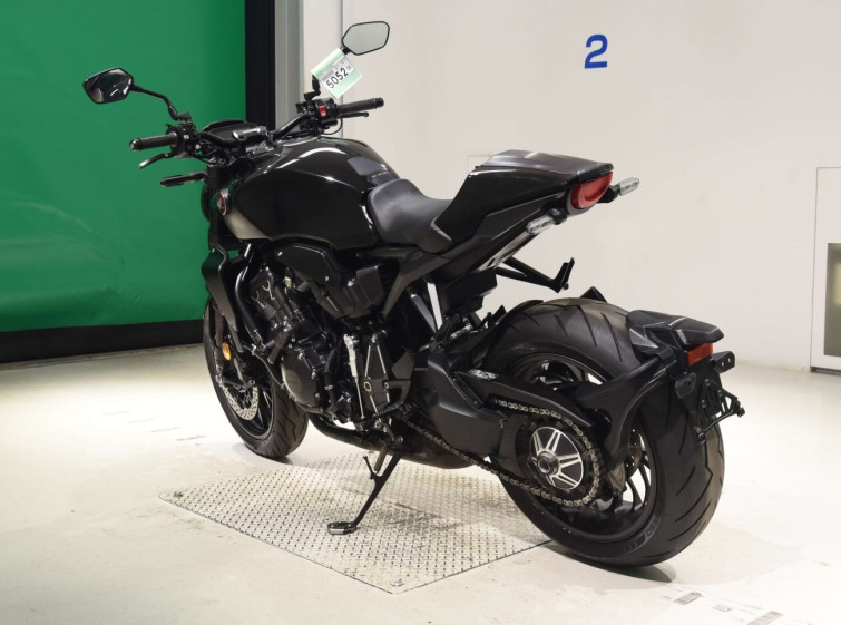 Мотоцикл Honda CB1000R-2 з пробігом 21684 km з пробігом 21684 km