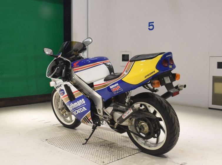 Мотоцикл Honda NSR250R с пробегом 13495 km с пробегом 13495 km