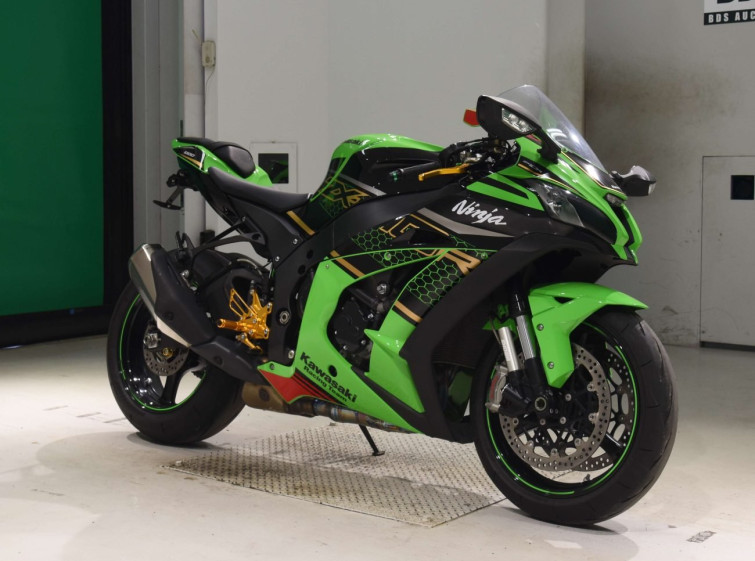 Мотоцикл Kawasaki NINJA ZX-10R с пробегом 17418 km с пробегом 17418 km