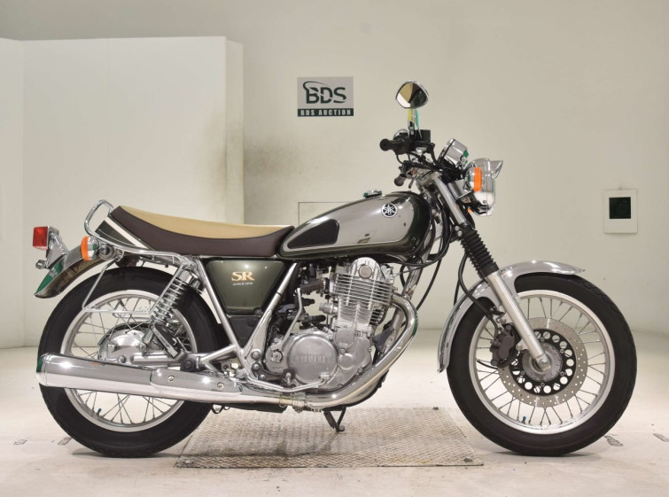 Мотоцикл Yamaha SR400 с пробегом 4431 km