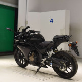 Мотоцикл Honda CBR400R з пробігом 35542 km з пробігом 35542 km