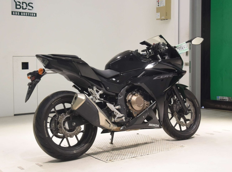 Мотоцикл Honda CBR400R з пробігом 35542 km з пробігом 35542 km