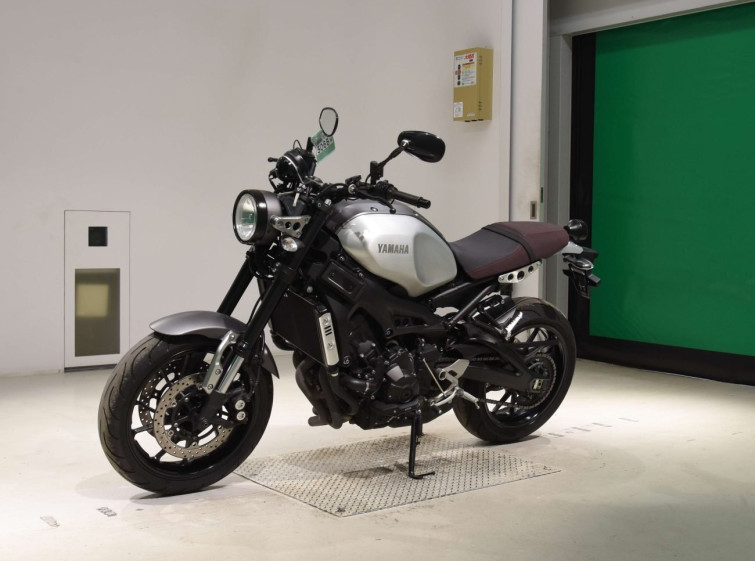 Мотоцикл Yamaha XSR900 с пробегом 12109 km с пробегом 12109 km