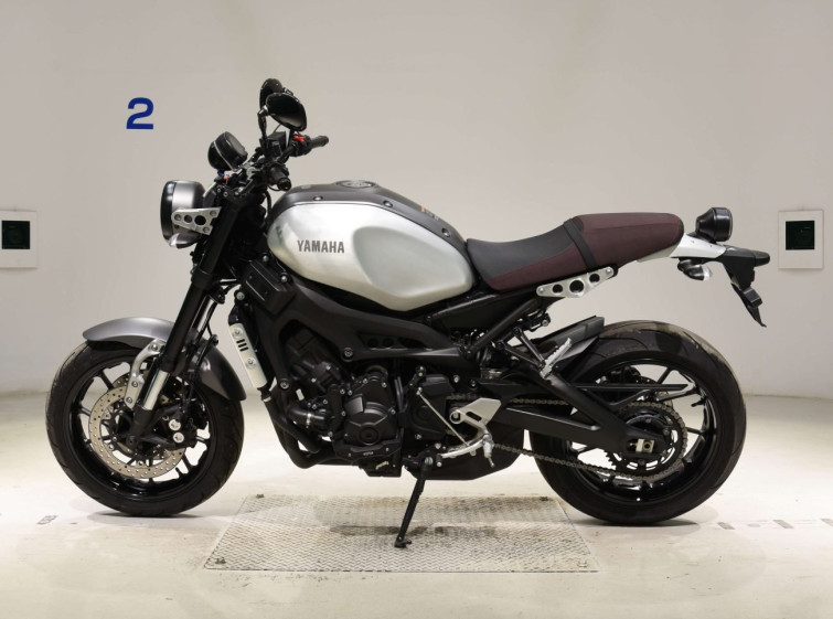 Мотоцикл Yamaha XSR900 с пробегом 12109 km с пробегом 12109 km