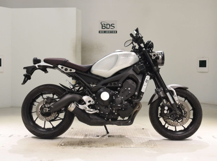 Мотоцикл Yamaha XSR900 с пробегом 12109 km с пробегом 12109 km