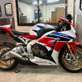 Мотоцикл Honda CBR1000RR SP з пробігом 20422 km