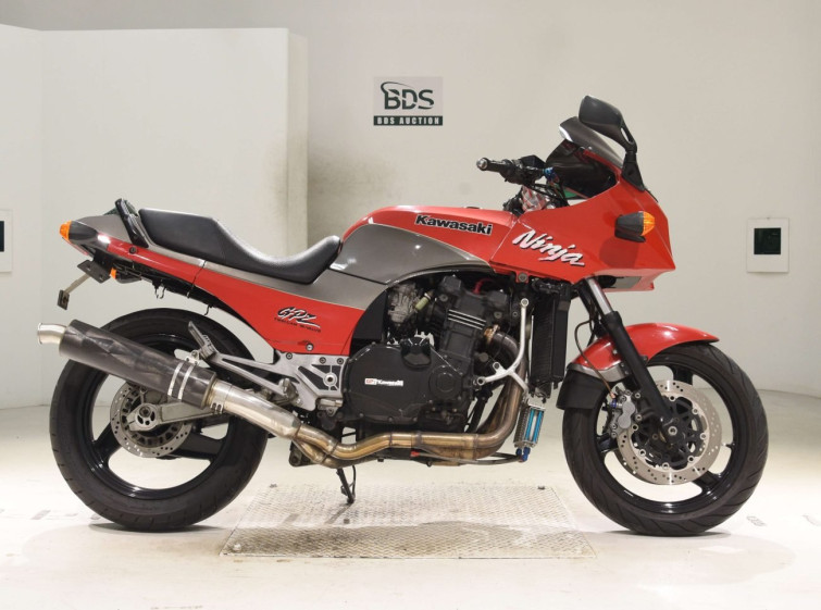 Мотоцикл Kawasaki GPZ900R з пробігом 51328 km з пробігом 51328 km