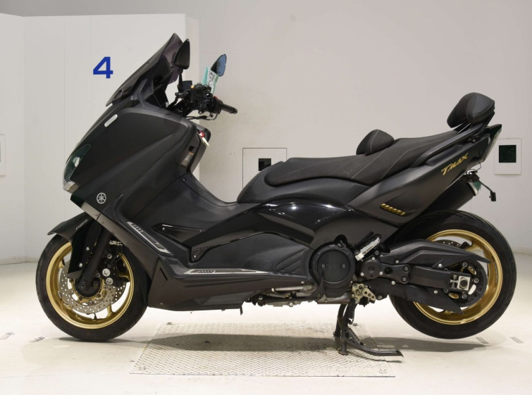 Мотоцикл Yamaha T-MAX530 с пробегом 11651 km с пробегом 11651 km