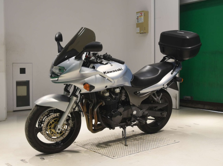 Мотоцикл Kawasaki ZR-7S з пробігом 48008 km з пробігом 48008 km