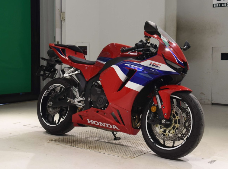 Мотоцикл Honda CBR600RR з пробігом 11195 km з пробігом 11195 km