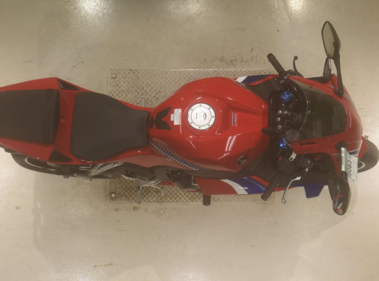 Мотоцикл Honda CBR600RR з пробігом 11195 km з пробігом 11195 km