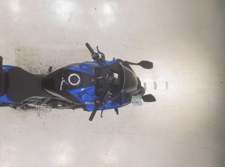 Мотоцикл Suzuki GSX-8R с пробегом 3107 km с пробегом 3107 km