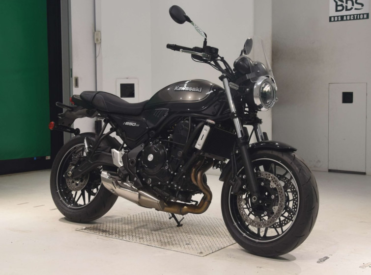 Мотоцикл Kawasaki Z650RS с пробегом 673 km с пробегом 673 km
