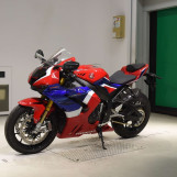 Мотоцикл Honda CBR1000RR SP с пробегом 650 km с пробегом 650 km