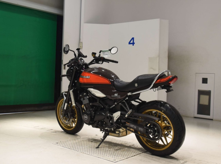 Мотоцикл Kawasaki Z900RS з пробігом 5510 km з пробігом 5510 km
