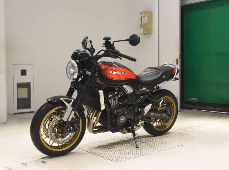 Мотоцикл Kawasaki Z900RS з пробігом 5510 km з пробігом 5510 km