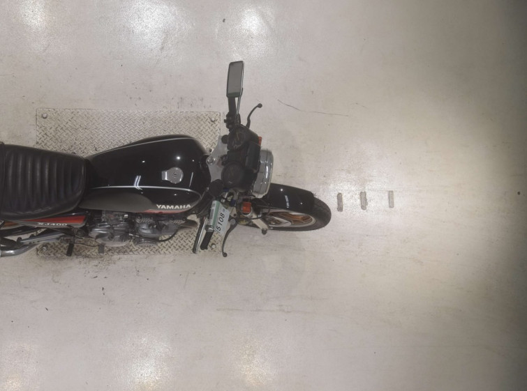Мотоцикл Yamaha XJ400 з пробігом 4111 km з пробігом 4111 km