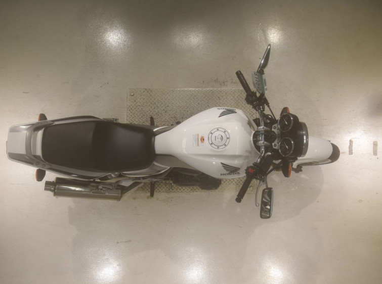 Мотоцикл Honda CB400SFVA з пробігом 4770 km з пробігом 4770 km