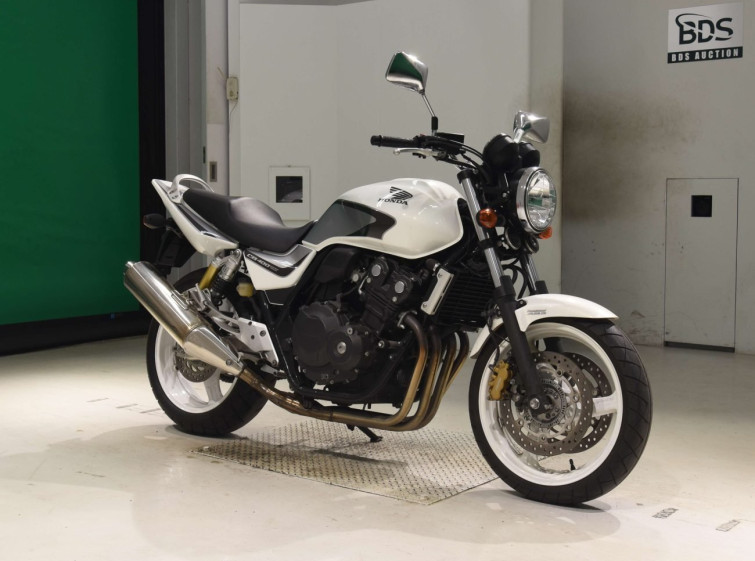 Мотоцикл Honda CB400SFVA з пробігом 4770 km з пробігом 4770 km