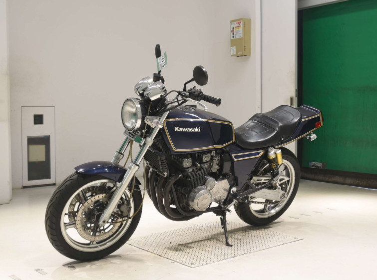 Мотоцикл Kawasaki ZEPHYR400 з пробігом 22783 km з пробігом 22783 km