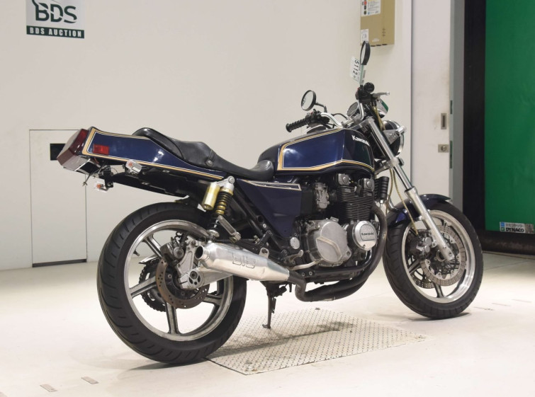Мотоцикл Kawasaki ZEPHYR400 з пробігом 22783 km з пробігом 22783 km