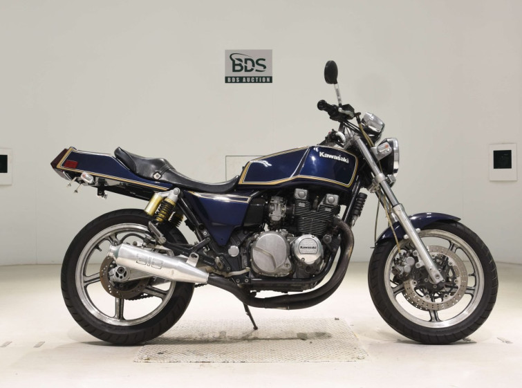 Мотоцикл Kawasaki ZEPHYR400 з пробігом 22783 km з пробігом 22783 km