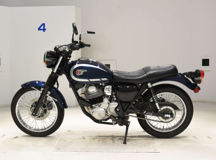 Мотоцикл Kawasaki W230 з пробігом 1956 km з пробігом 1956 km