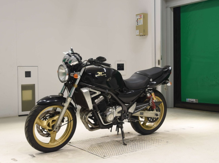 Мотоцикл Kawasaki BALIUS ZR250 с пробегом 38161 km с пробегом 38161 km