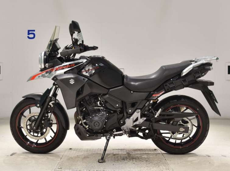 Мотоцикл Suzuki V-STROM 250A з пробігом 58951 km з пробігом 58951 km