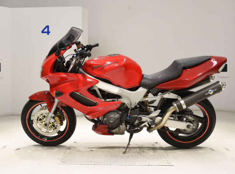 Мотоцикл Honda VTR1000F с пробегом 31374 km с пробегом 31374 km
