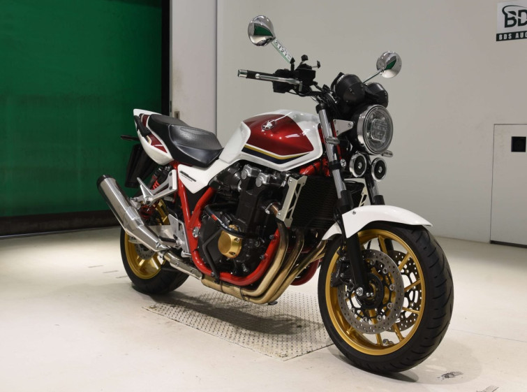 Мотоцикл Honda CB1300SF з пробігом 15052 km з пробігом 15052 km