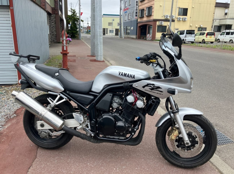 Мотоцикл Yamaha FZ400 с пробегом 43168 km
