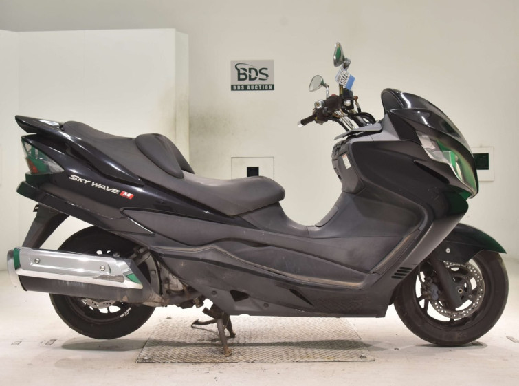 Мотоцикл Suzuki SKYWAVE 250M