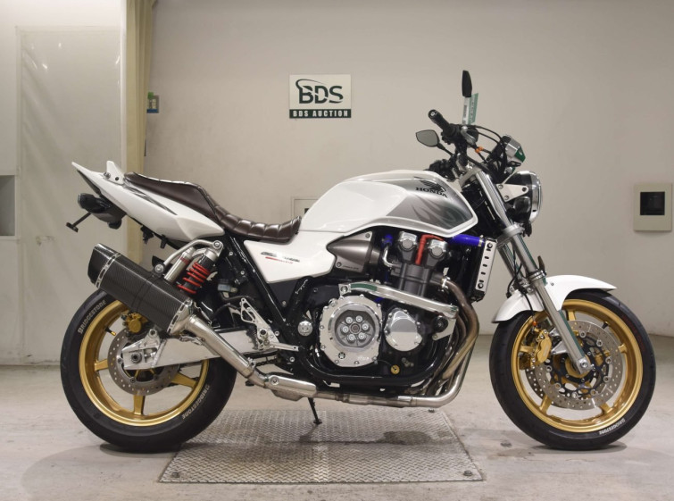 Мотоцикл Honda CB1300SF з пробігом 28815 km