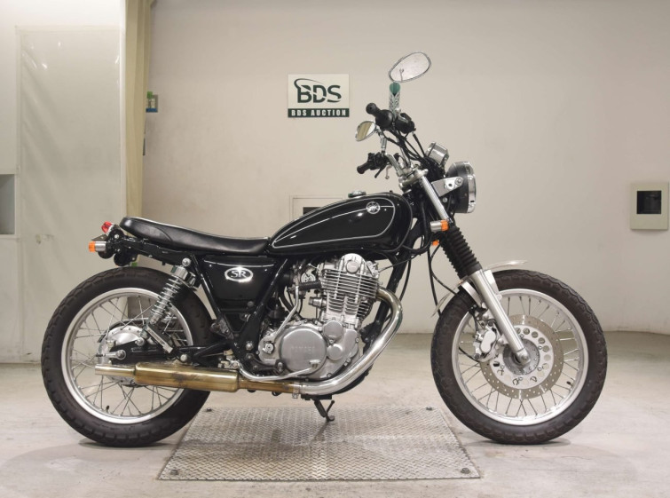 Мотоцикл Yamaha SR400 з пробігом 16390 km