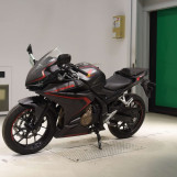 Мотоцикл Honda CBR400R з пробігом 11045 km з пробігом 11045 km
