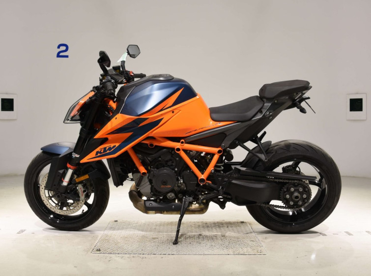 Мотоцикл KTM 1290 SUPERDUKE R з пробігом 11741 km з пробігом 11741 km